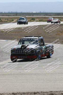 media/Sep-27-2025-24 Hours of Lemons (Sat) [[04fd3ac4ac]]/1pm (Off Ramp)/